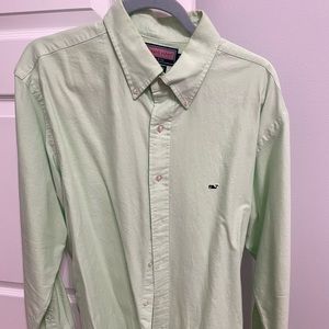 Vineyard vines size large